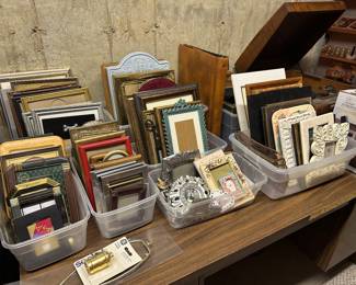 Lots of frames!