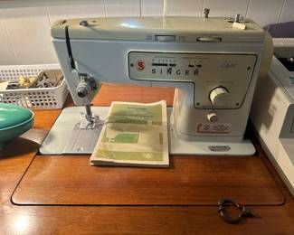 Singer Sewing Machine
