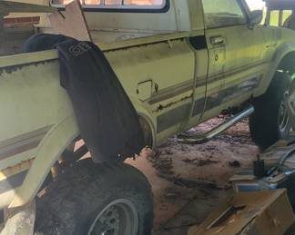 1983 toyota 4x4 pickup