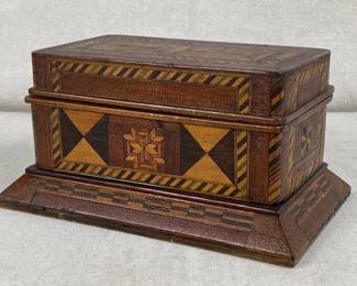 Marquetry Inlaid Box