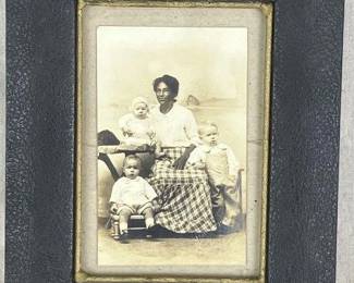 Portrait of African American Women and Children, Homerville, Georgia, 1910