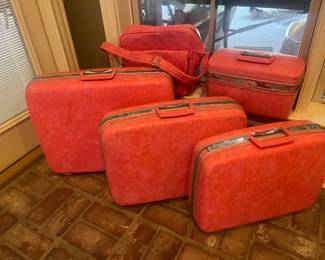 Vntg pink Samsonite