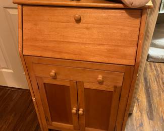 Drop-front desk