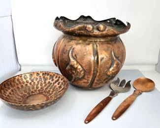 Vintage Hammered Copper Planter 12” w/ Bowl 10” & Salad Server Set Rustic Patina Lot