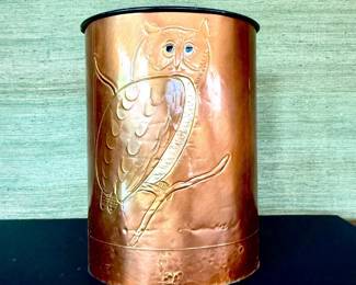 Vintage J.E. Hand Hammered Copper Wastebasket Embossed Owl Arts & Crafts Mid Century - 14"