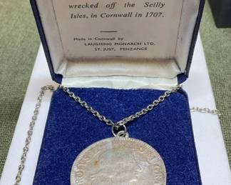 Reproduction English Silver Crown Necklace