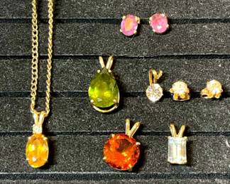 Costume Jewelry Pendants Earrings