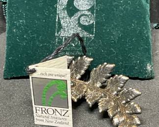 New Zealand Fronz Pin