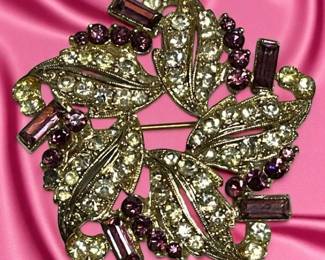 Vintage Rhinestone Brooch