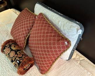 Pillows 