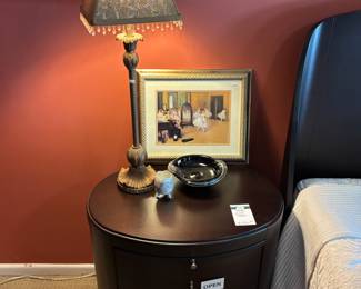 Oval Side Table, Decorative Lamp