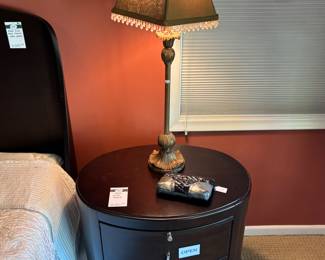 Oval Side Table, Decorative Lamp