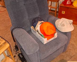 Lazy boy Lift Chair!