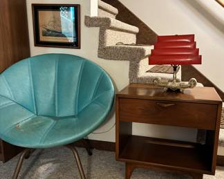 Great MCM Chair & Lamp