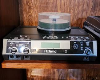 Roland CD Burner