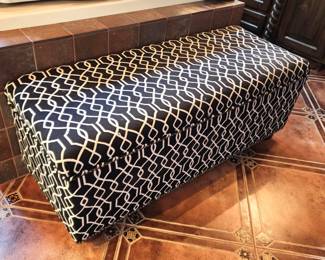 Storage chest