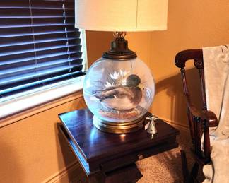 Cool table and taxidermy lamp
