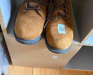 Quality hiking boots in excellent condition.