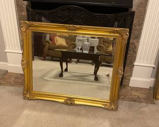 Accent Mirror