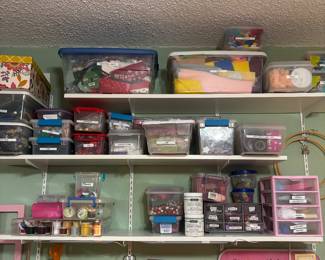 Lots of sewing notions