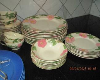 Franciscan USA Desert Rose dinnerware