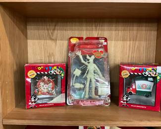 Loony Tunes Solar Christmas Ornaments - Disney Goofy as Marley's Ghost from Mickey's Christmas Carol