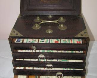 Mah-Jongg set