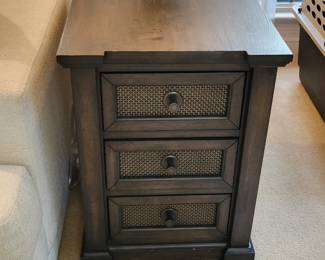 Pair of Haverty's end tables with drawers