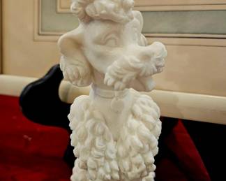 Poodle statue carved small