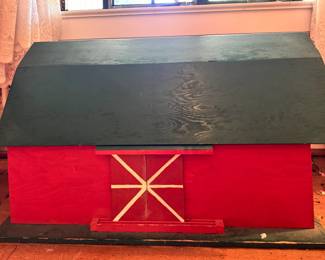 CHILDS WOODEN RED BARN