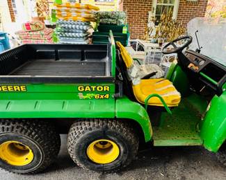 JOHN DEER GATOR 6X4 1378 HOURS