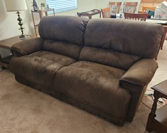 Electric reclining sofa like new
$500