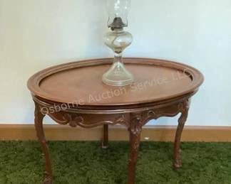 Antique stand & oil lamp