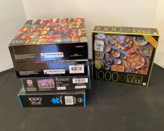 Large variety of puzzles in catalog