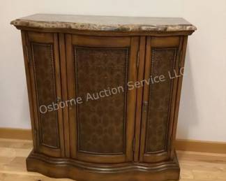 Side cabinet