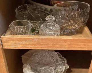 Several lots of quality kitchen items in catalog