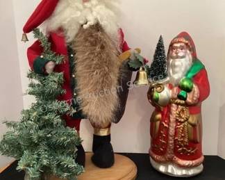 Large quantity of Christmas decor available in catalog