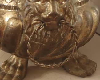 19th Century French Brass Jardiniere with Lions and Paw Feet