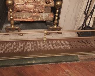 Antique Brass Fireplace Fender with Gallery top and Lionshead corners. 