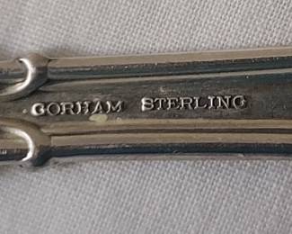 85 pc set of Gorham Sterling Silver Flatware - "Chantilly" Pattern
8 pc Place Setting