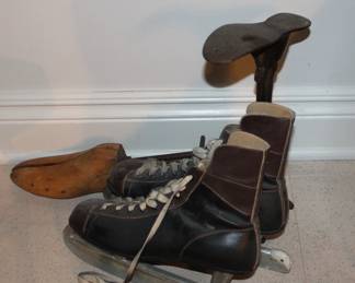 Shoe maker Stand, Skates, Shoes Strecher