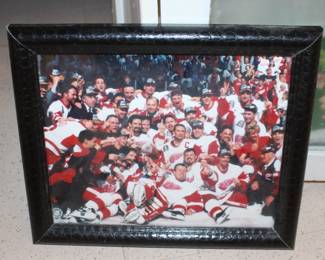 The Red Wings S Yzerman
