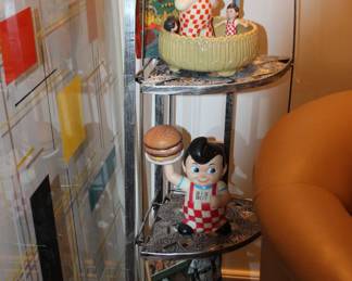 Big Boy Items and Stand