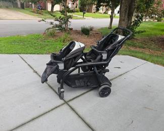 Graco double (Twin) stroller with removable seats