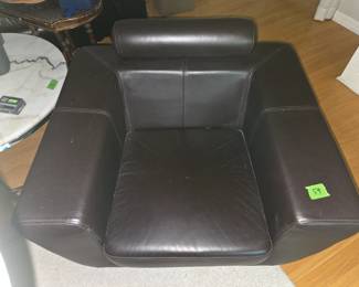 54 Garden Room Leather Swivel Chair