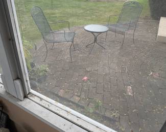 Outdoor Chairs/ Table