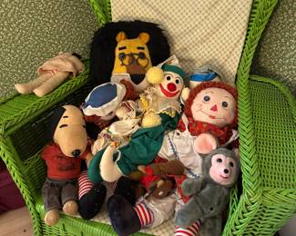Leo the Harris Lion, Raggedy Anne,