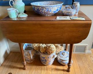 Drop Leaf Table along with a Ridgeway Wash Set - Just great