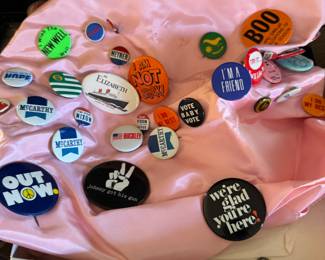 Assorted Pinbacks