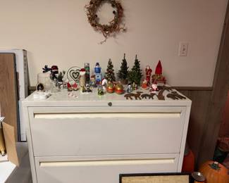 Christmas, Lateral Files
